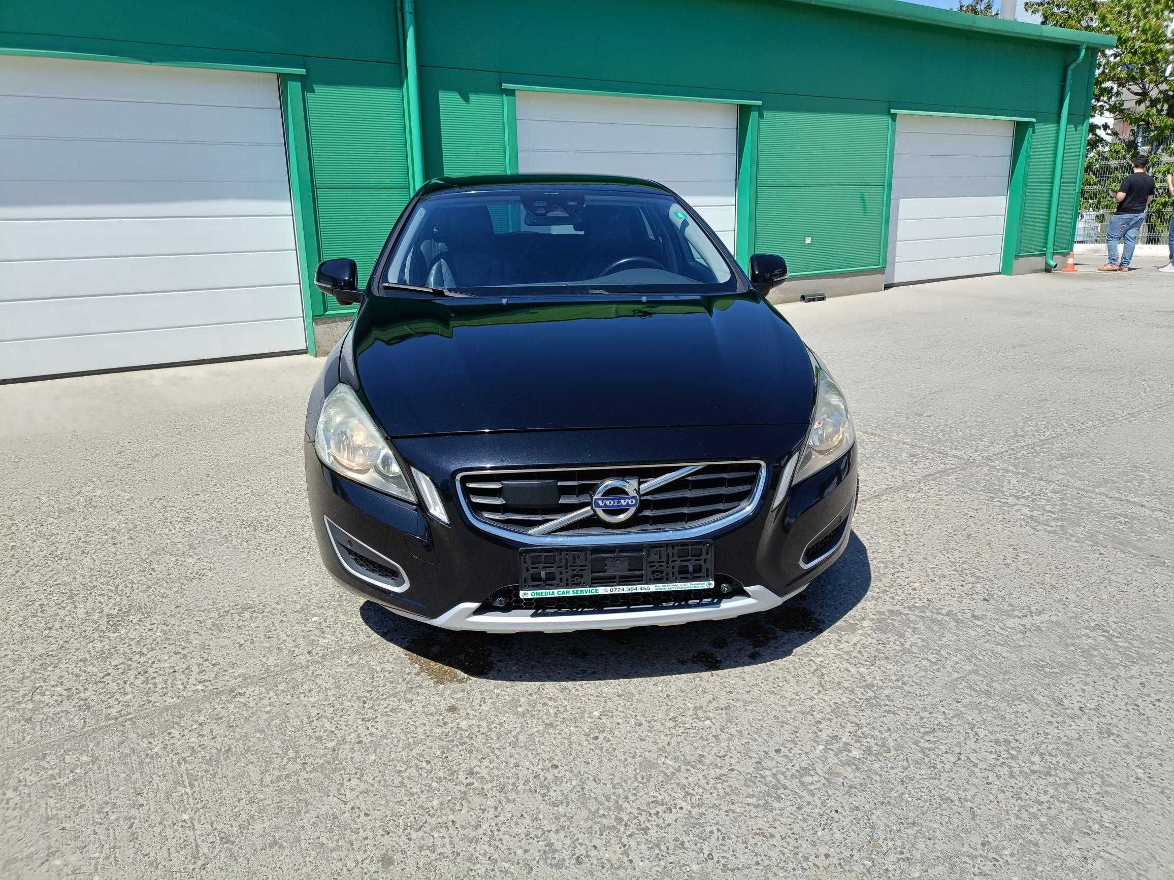 Volvo V60 , 2011 , 2.0 D ,Automata, 163 CP Momentum,Import Olanda