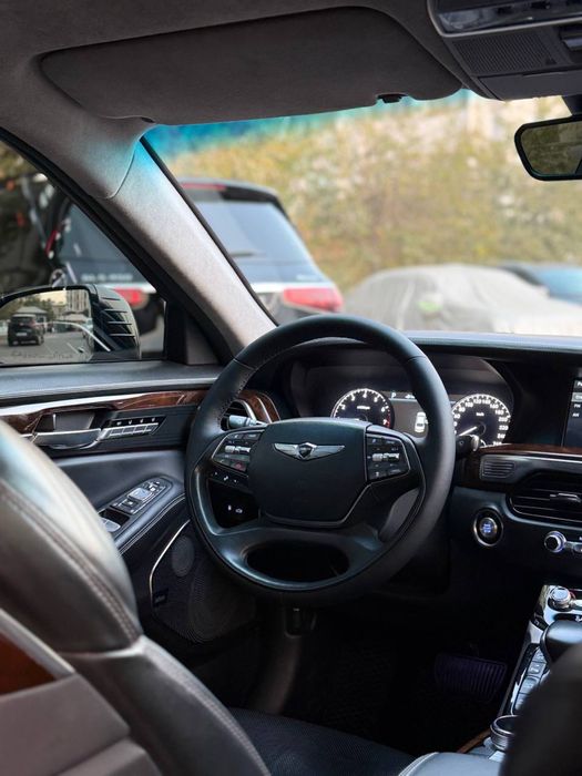 Bugun sotuvimizda GENESIS G90