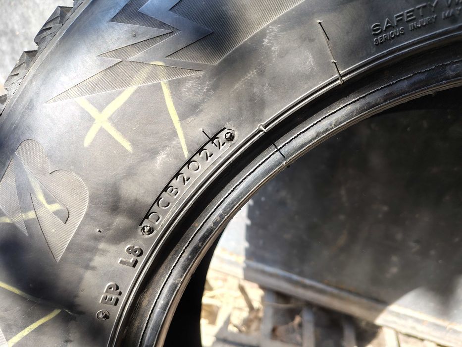 4бр.зимни гуми BRIDGESTONE 235 65 17 DOT22 цена за брой