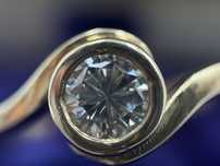 Inel Solitare de aur 14 k cu diamant central 0.47 kt