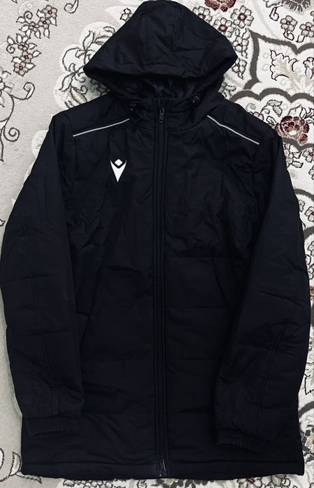 Продается Макрон куртка