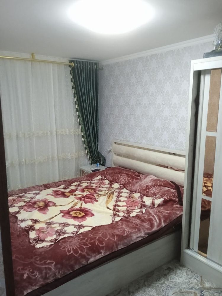 Продаётся квартира 4/1/4 с ремонтом в Мирзо Улугбекском (Набережный)