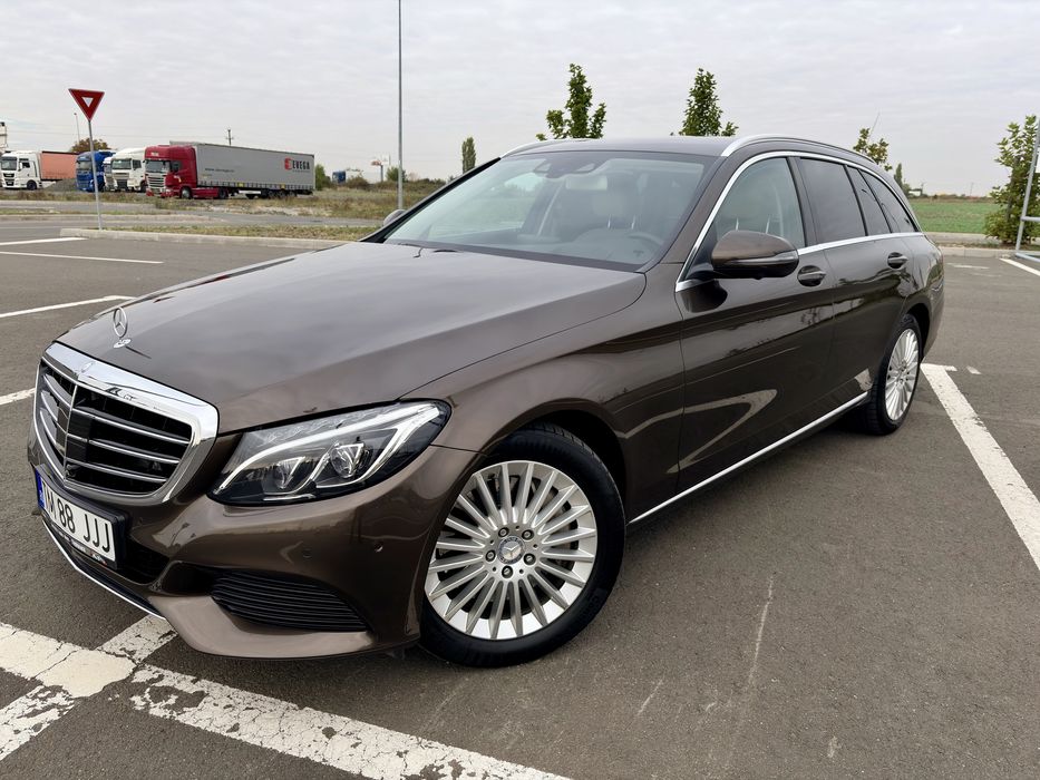 Mercedes-Benz C 350e Plug-in Hybrid•AIRMATIC•Distronic+•Luxury•ILS•HUD