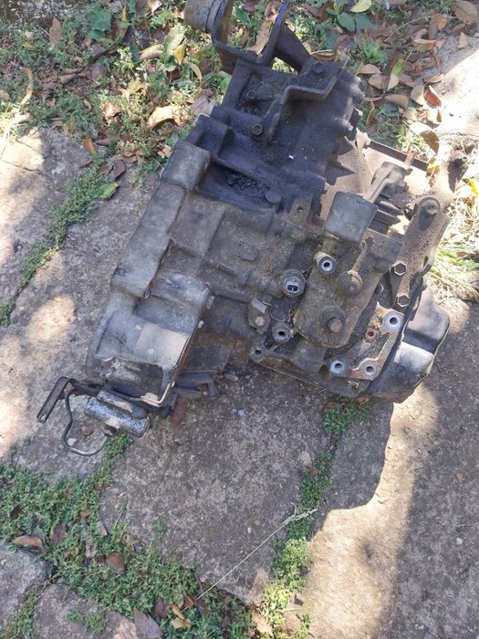 Скоростна кутия Тойота/Toyota COROLLA AVENSIS 2.0D4D 116k.c 1CD-FTV