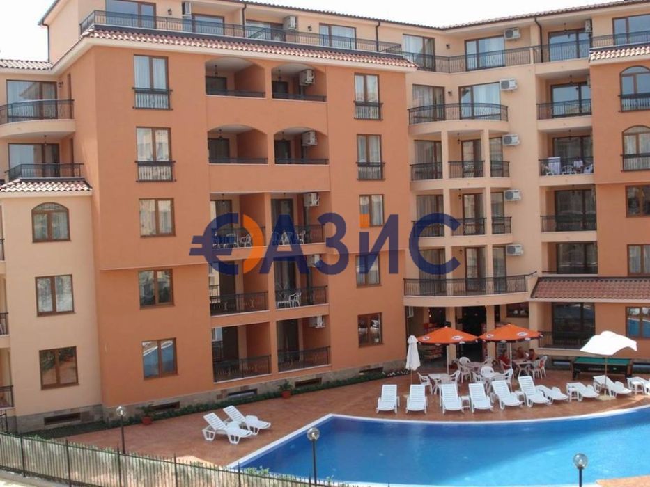 Продава се Двустаен апартамент в к.к. Слънчев бряг - 83 кв.м за 1145 €/кв.м - Снимка #13