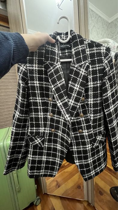 Женский костюм