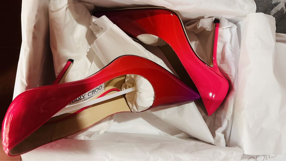 Pantofi Jimmy Choo noi