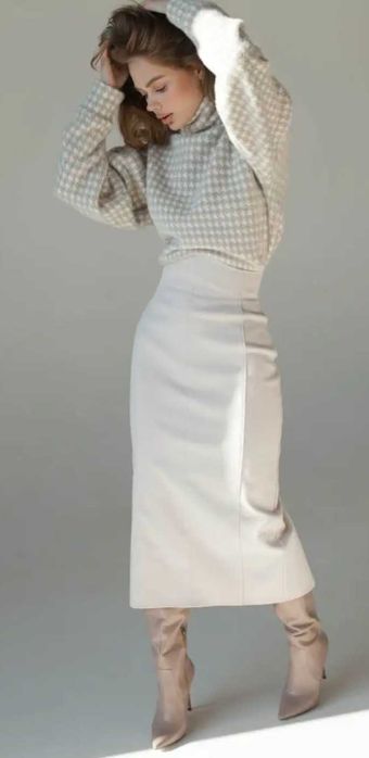 Юбка-футляр из трикотажного драпа, размер 46-48