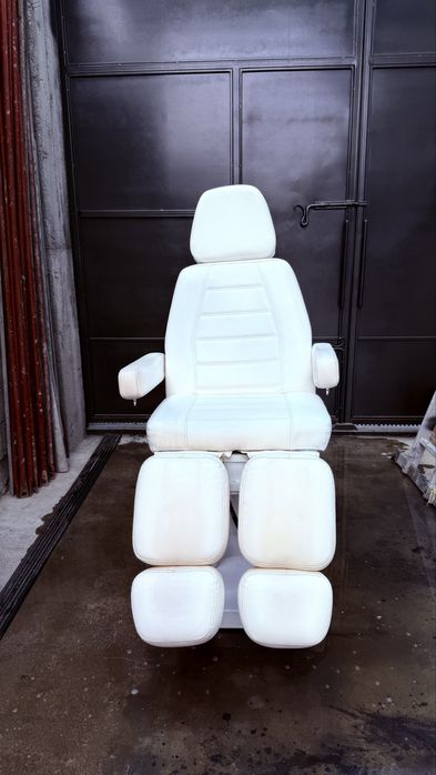 Кресло для аппаратного педикюра