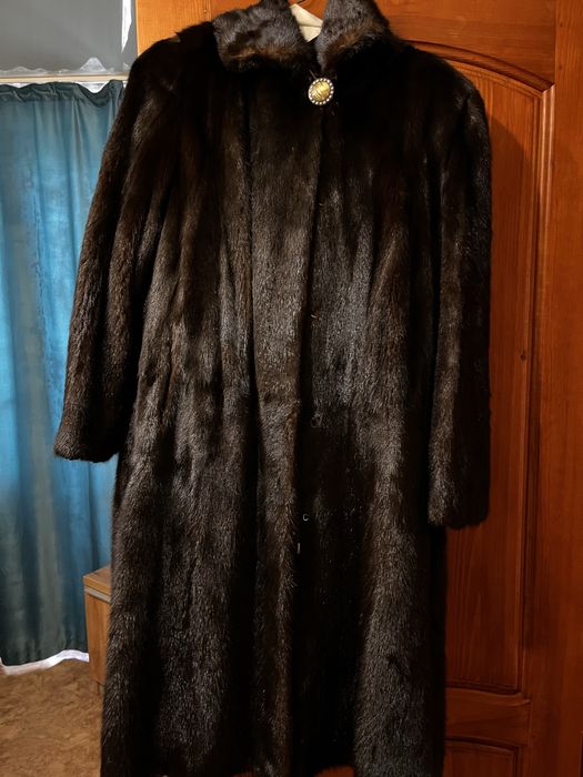 Норковая шуба до колена