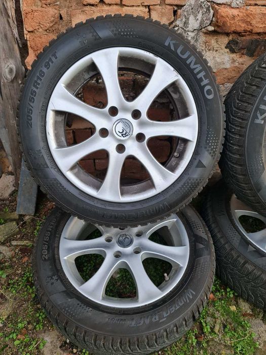 Зимни гуми Kumho - 205/55/16