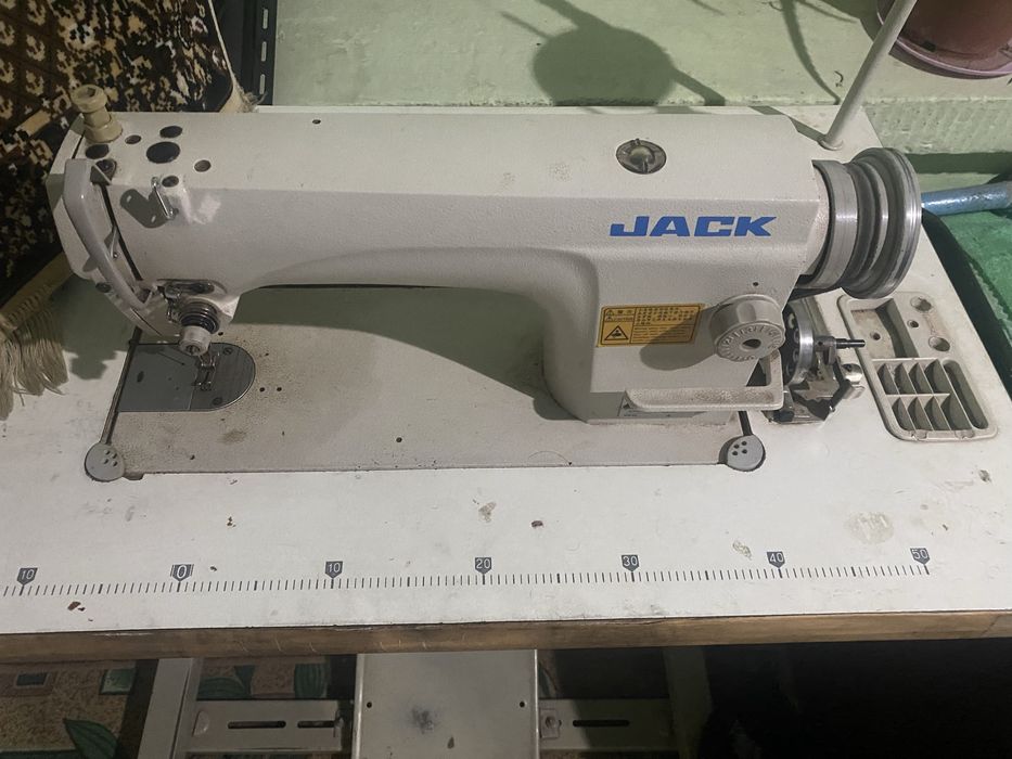 Тігің машинасы / Сарыағаш