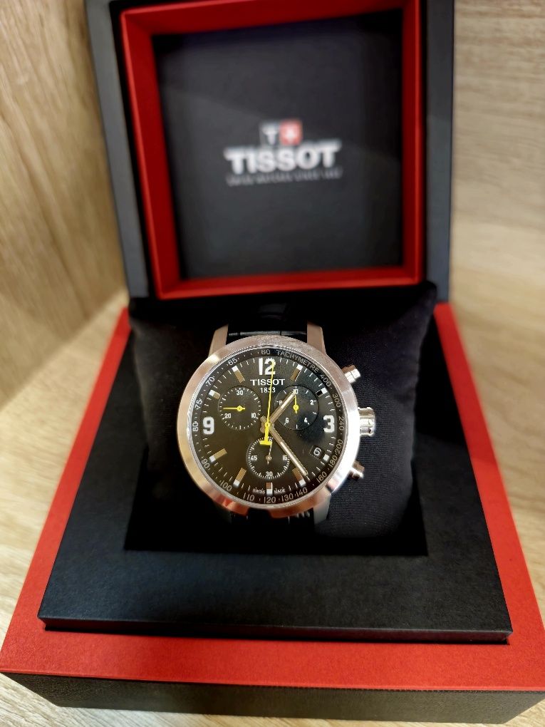 Часовник TISSOT PRC 200 Chronograph.  Z-333