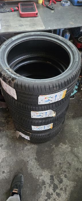 De vanzare anvelope!