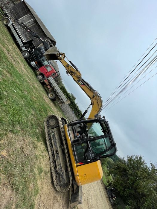 Excavator CAT 7.5t