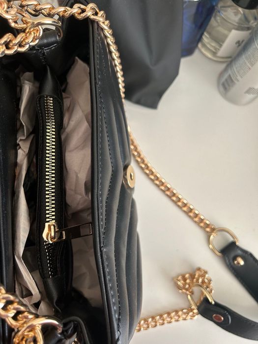 Шикозна чанта черна