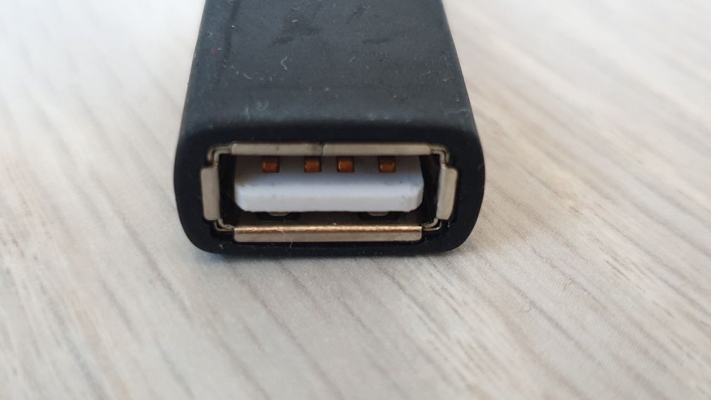 Cablu micro USB la USB mama (OTG)