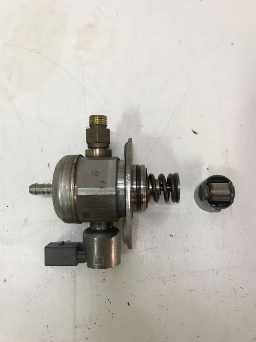 Pompa înalte injecție 1.8 TSI BZB CDA Passat B6 B7 CC Golf 5 6