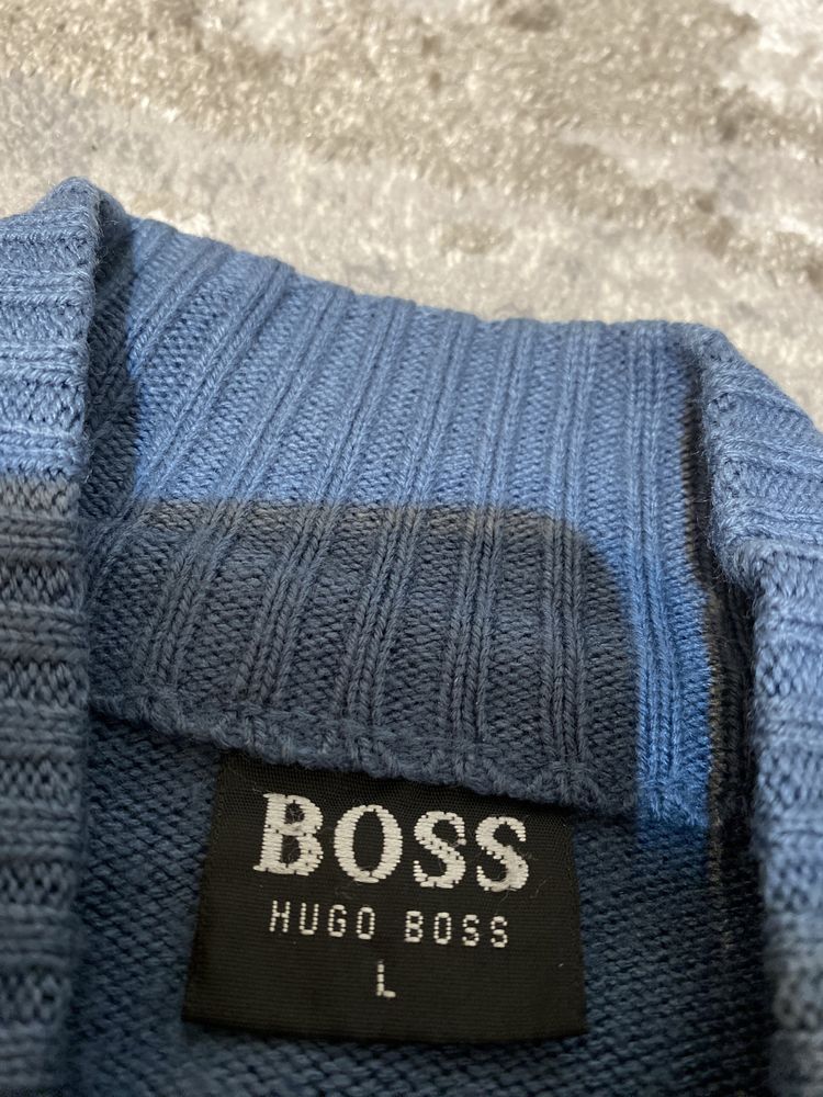 Vând pulover Hugo Boss