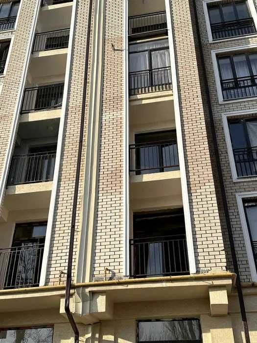 Упакованная двухкомнатная в кирпичном Palazzo ТТЗ базар СРОЧНО!`