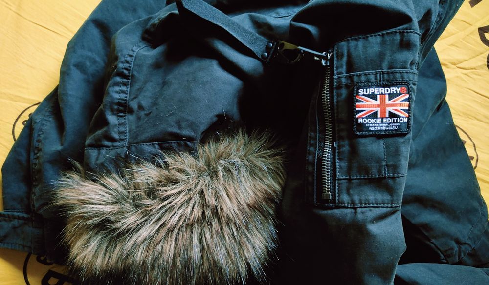 Geacă army Super dry Rookie.