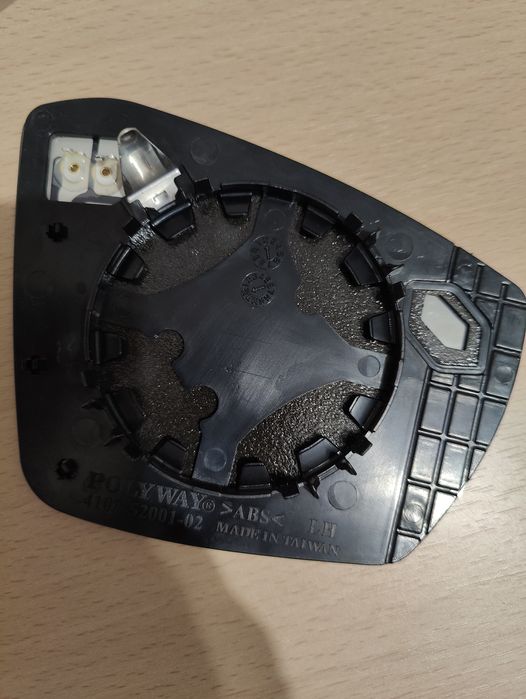 Oglinda stanga retrovizoare skoda octavia 3