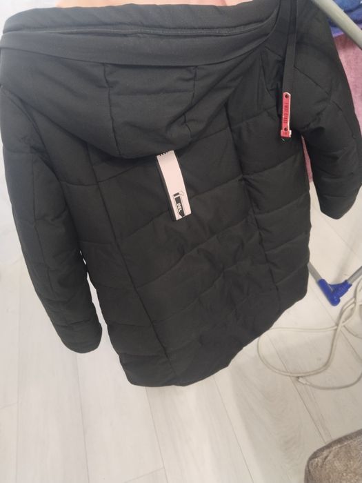 Продам куртку в отличном состоянии