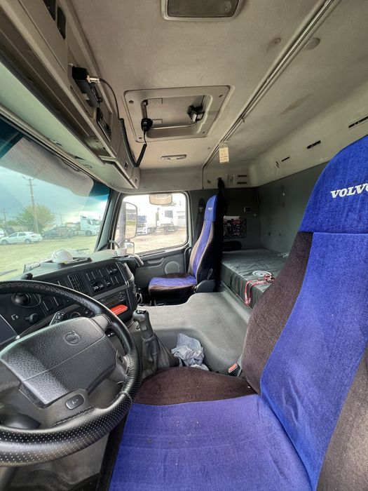 Vand/Schimb Volvo FM9 cu macara