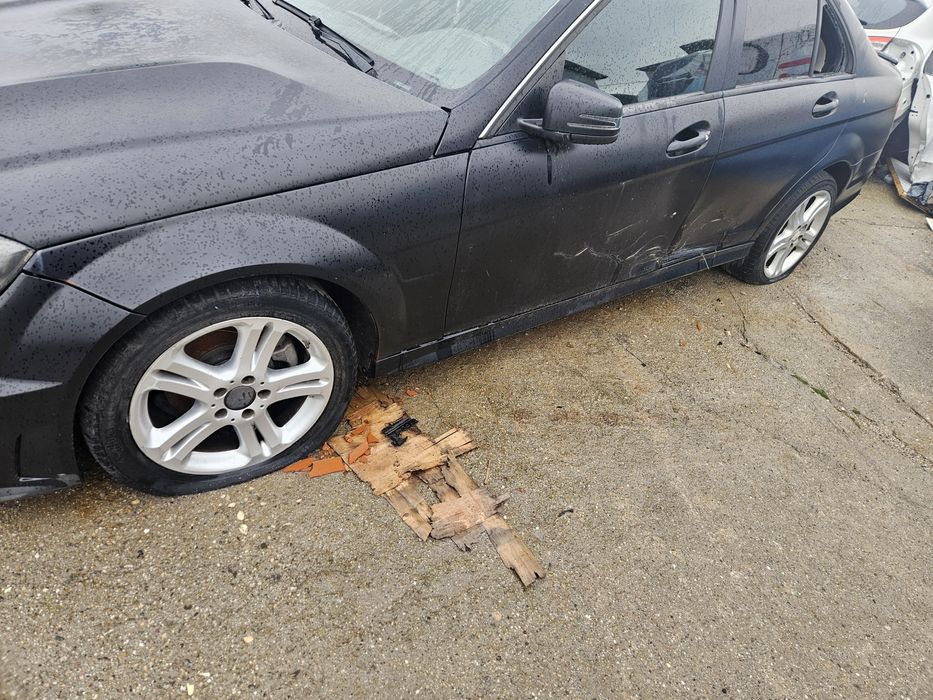 Лети джанти за Mercedes C klasa 2012god 225/45/17