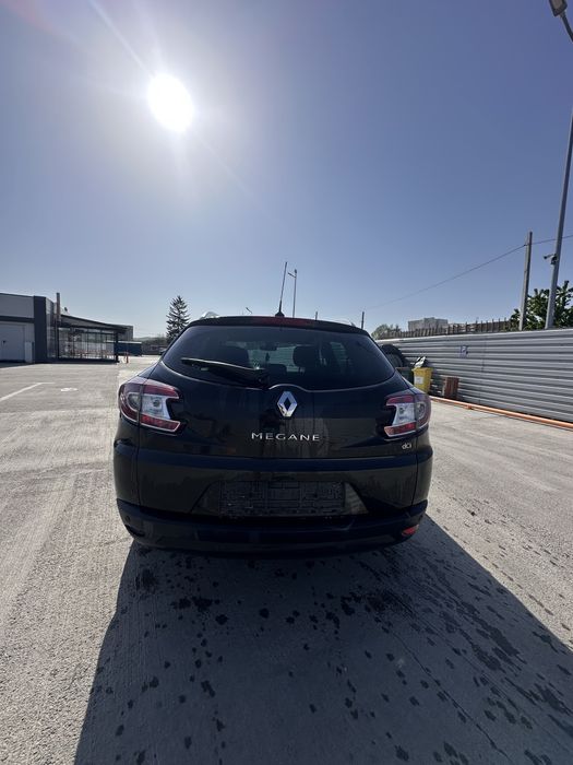 Dezmembrari megane 3 break 1.9D 131 cp euro 5
