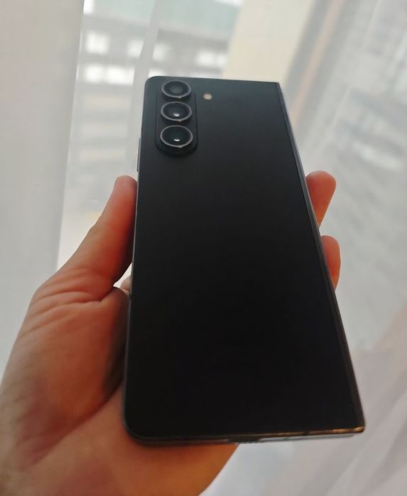 samsung galaxy fold 5