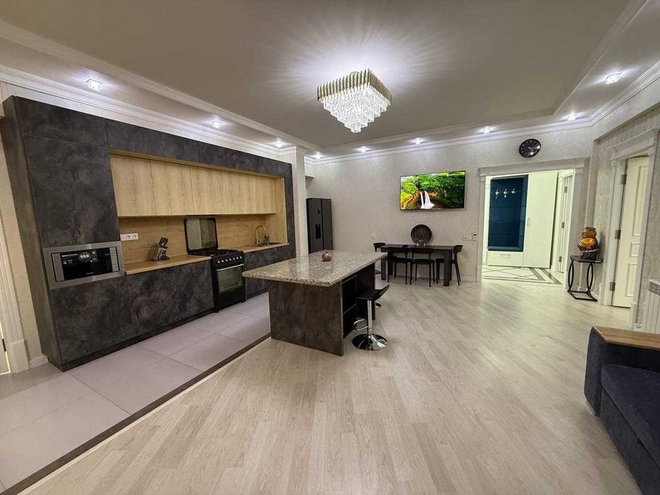 Кирпичный дом • Элитный ремонт • В самом Центре, 3 x Шаумяна /Каримбек