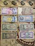 Vind 8 bucati bancnote