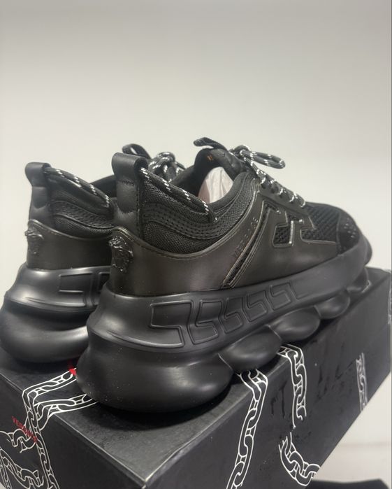 Versace Chain Reaction Black