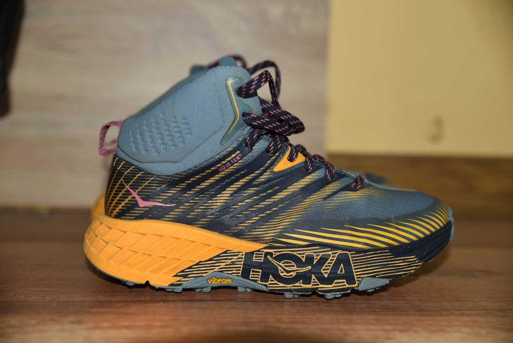 HOKA Gore tex Vibram оригинални, номер 37 1/3