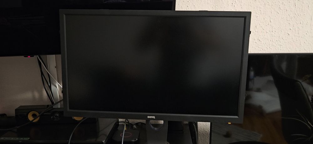 Монитори        .