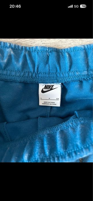Pantaloni scurti nike tech
