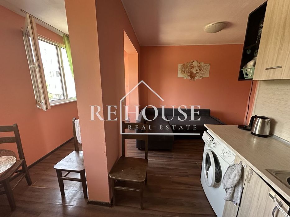 Продава се Двустаен апартамент в Варна, Владислав Варненчик - 62 кв.м за 1321 €/кв.м - Снимка #1