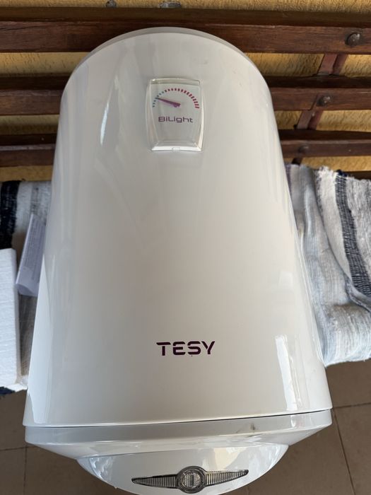 Boiler electric 30 Litri tesy folosit maxim 3 luni