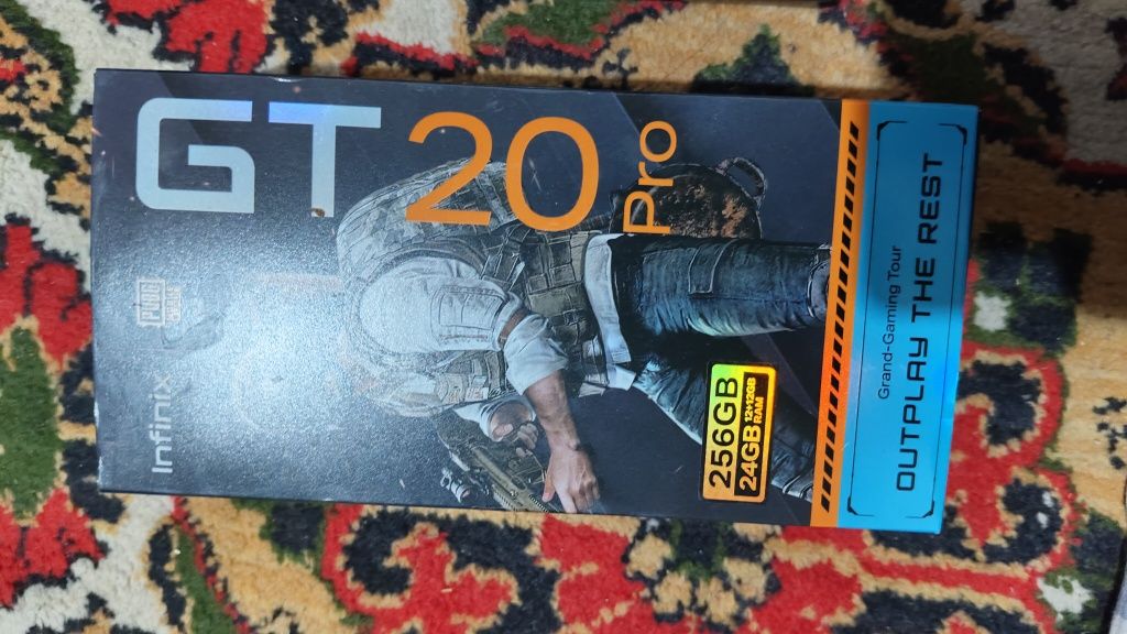 Infinix gt 20 pro  24/256 ekran gersi 144
