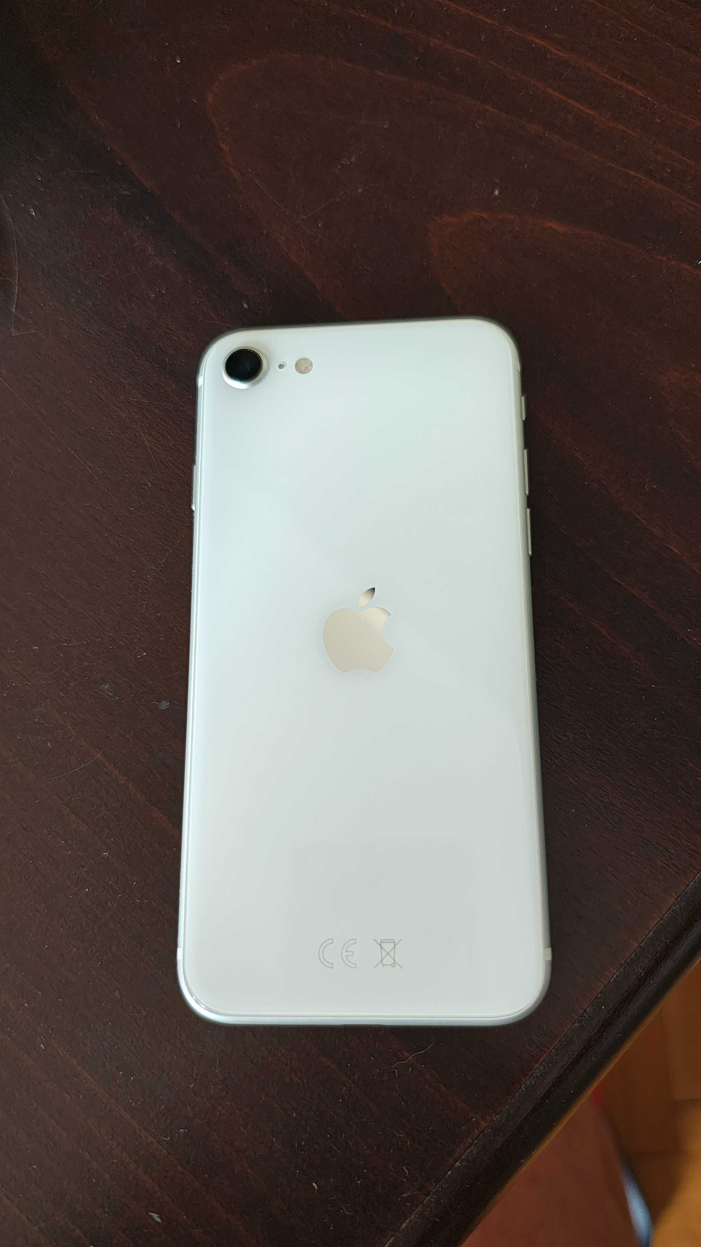 Iphone SE 2020 памет 256 gb отличен 199 лв