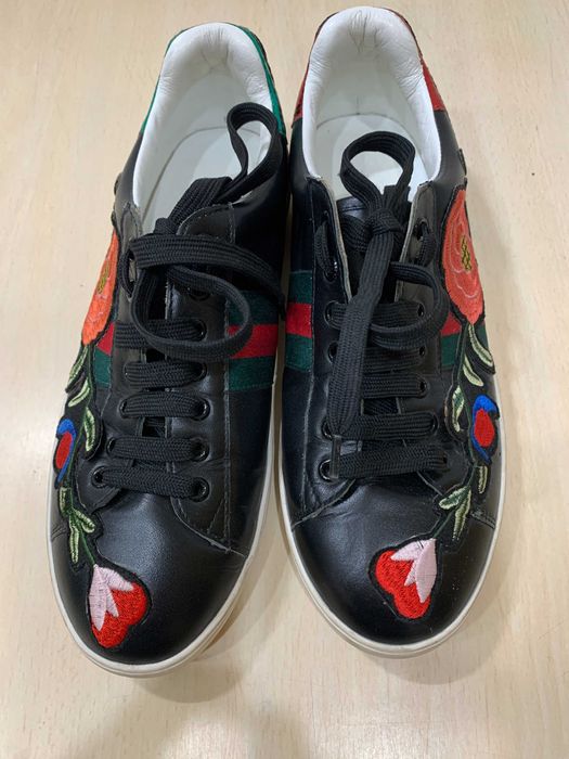 Pantofi Sport/Sneakers deosebiti cu broderie aplicata  39