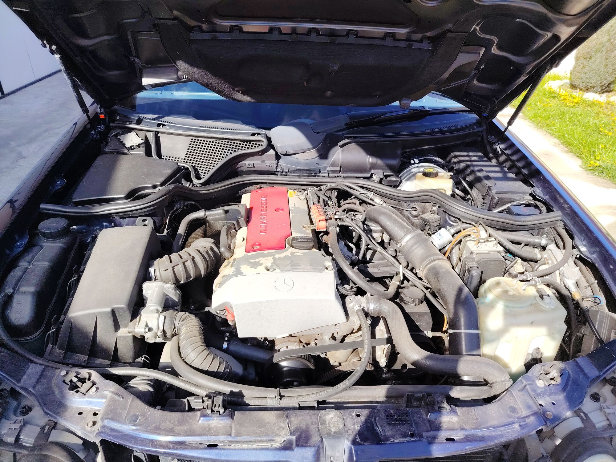 Vând Mercedes W210 2.0 kompressor