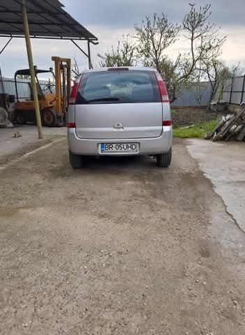 Vând Opel Meriva