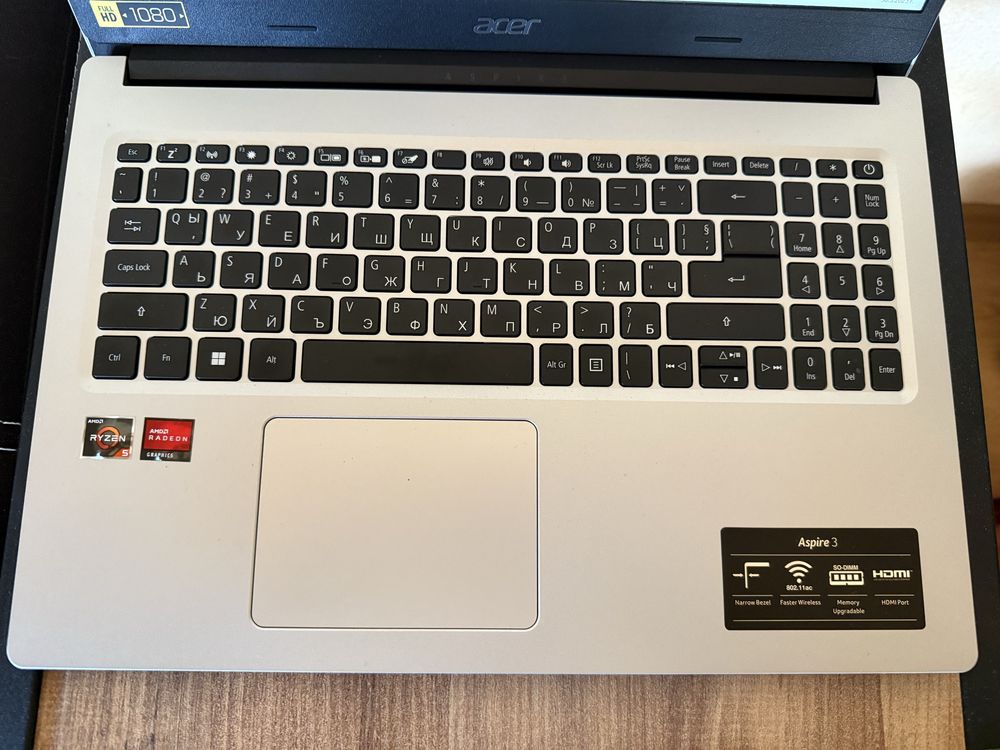 Acer Aspire 3.