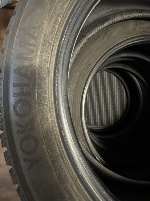 Vand anvelope iarna Yokohama 225 50 18