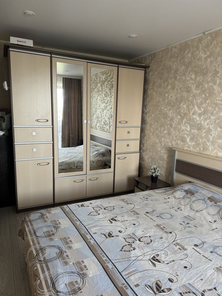 Продам трехкомнатную квартиру.