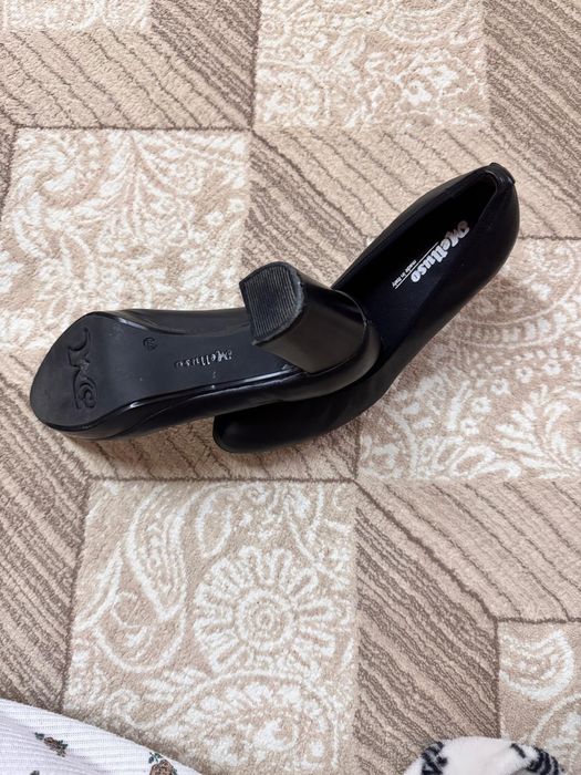 Vand sandale tip pantofi