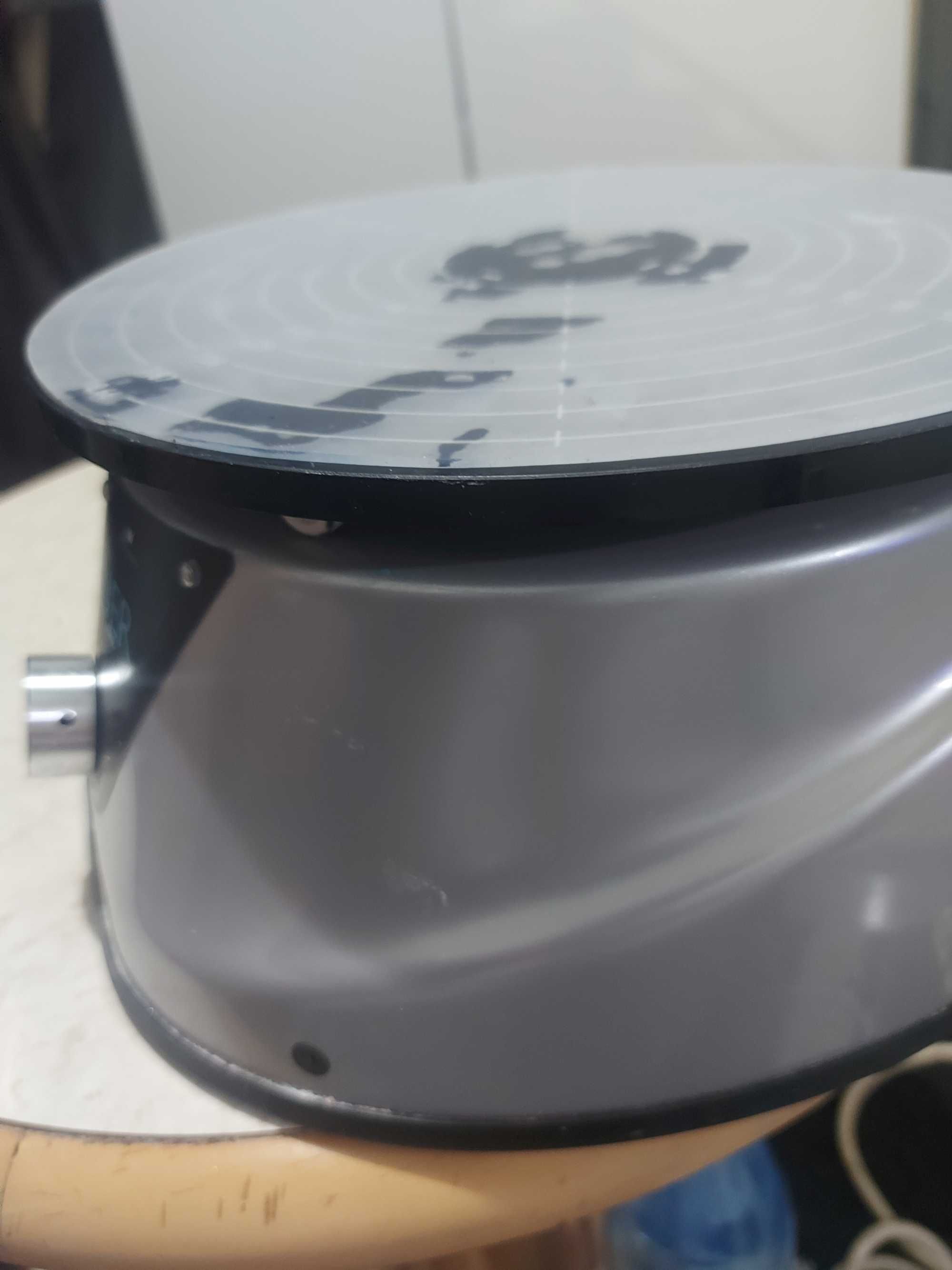 Dispozitiv electric pt ornare torturi