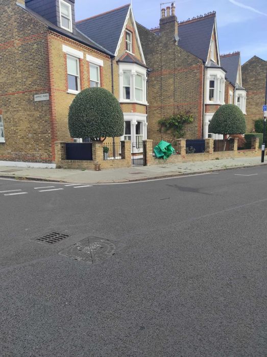 Почистване и подръжка на градини